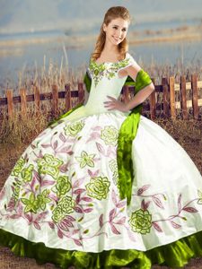 Dazzling Satin Sleeveless Floor Length Quinceanera Dresses and Embroidery