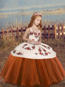Discount Straps Sleeveless Organza Little Girls Pageant Dress Embroidery and Ruffled Layers Lace Up