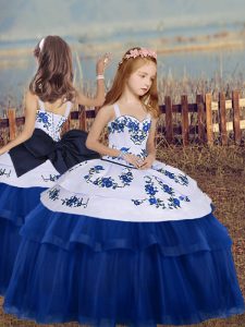 Blue Tulle Lace Up Little Girl Pageant Dress Sleeveless Floor Length Embroidery