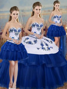  Sleeveless Embroidery and Bowknot Lace Up 15 Quinceanera Dress