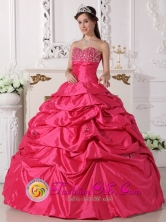 Acapulco Mexico Hot Pink Sweetheart Quinceanera Dress With Taffeta Beading and Pick-ups Custom Made Style QDZY672FOR 
