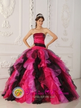 Ruffles Wholesale Strapless Multi-color 2013 Quinceanera Gowns With Appliques Tulle For Sweet 16 In Katuete Paraguay Style QDZY470FOR 
