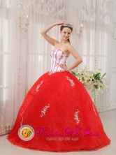 Summer White and Red Gorgeous Quinceanera Dress With Sweetheart Taffeta and Organza Appliques Decorate In Desmochados Paraguay Style QDZY548FOR  