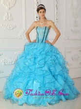 2013 Gorgeous Strapless Baby Blue Quinceanera Dress For Organza With Appliques Ball Gown IN  El Salto Nicaragua  Style QDZY355FOR