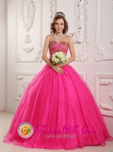 2013 Princess Hot Pink Popular Quinceanera Dress With Sweetheart Beading Decorate in   Barra de Rio Maiz Nicaragua  Style QDZY090FO