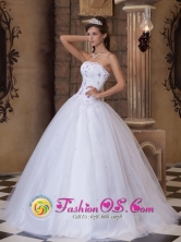 Embroidery 2013 Strapless  White Satin and Tulle Ball Gown Quinceanera Dress  in   Esquipulas Nicaragua  Style QDZY171FOR
