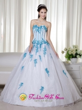 White And Blue Sweetheart Floor-length Taffeta and Organza Appliques Decorate Romantic Quinceanera Dress for  Formal Evening IN  Sang Sang Nicaragua  Style ZY686FOR