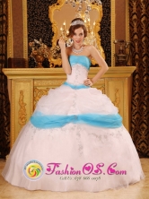 2013 La Democracia Guatemala Perfect Baby Blue Satin and Organza Quinceanera Dress With Pick-ups and Appliques Style QDZY101FOR