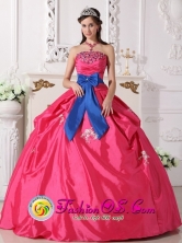 2013 San Juan Sacatepquez Guatemala Customer Made Coral Red Ball Gown Sash Appliques and Beaded Decorate Bust Sweet 16 Dresses With a blue bow Style QDZY458FOR