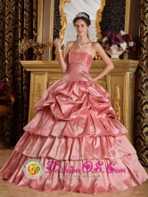 2013 Pucon Chile Fall Watermelon Red For Discount Quinceanera Dress With Strapless Pick-ups and Beading Style QDZY284FOR