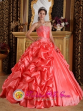 Coronel Chile Customer Made Stylish Orange Red Emboridery and Beading Sweet 16 Dress With Sweetheart Taffeta Style QDZY265FOR 