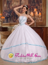 El Palqui Chile Beading Gorgeous White Strapless Organza Ball Gown For 2013 Quinceanera Style QDZY271FOR