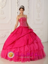 Lovely  Hot Pink Beading Wholesale Quinceanera Dress For 2013 Pueblo Bello Colombia Strapless Organza and Taffeta Gown In Summer Style QDZY406FOR