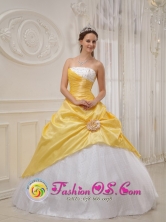 Morales Colombia Exquisite Strapless Yellow and White Sweet 16 Quinceanera Dress For Winter Style QDZY366FOR