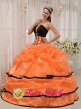 2013 Tuman Peru  Pretty Black and orange wholesale Quinceanera Strapless Satin and Organza Dress For Summer Style QDZY432FOR