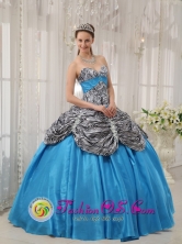 Cusco Peru Cheap Aqua Blue Zebra Ruffles Sweet 16 Dress With Sweetheart Taffeta ball gown For Quinceanera Style QDZY360FOR