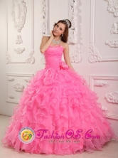 Romantic Sweetheart Rose Pink Organza Beading Ball Gown   Wholesale Quinceanera  For Spring IN Nueva Helvecia Uruguay Style QDZY142FOR