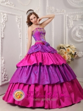 Gomez Palacio Mexico Wholesale Multi-color Cake Ball Gown Strapless Floor-length Taffeta Appliques with Bow Band  Style QDZY082FOR  