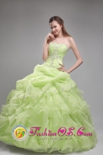 Spring Green Beading and Ruffles Decorate Strapless Quinceanera Dress For Formal Evening In Siquirres Costa Rica Style ZYLJ19FOR  