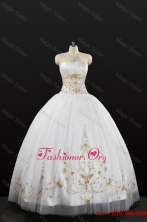 White Strapless 2015 Quinceanera Dress with Beading and Appliques FNAO5789FOR