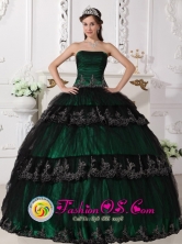Taffeta and Lace For Dark Green Gorgeous Quinceanera Dress With Ruched Bodice and Appliques for Sweet 16 In Camuy Puerto Rico Wholesale Style QDZY524FOR 