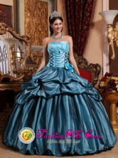 Wholesale Blue Hand Made Flower Pick-ups Sweet Spring Quinceanera Dress With Strapless Taffeta In Cabo Rojo Puerto Rico Wholesale Style QDZY485FOR 