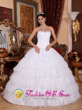 With Many tiers Strapless Beaded Decorate Taffeta and Tulle White Quinceanera Dress For 2013 Manati Puerto Rico Summer Quinceanera Wholesale Style QDZY726FOR