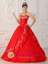 Guadalajara de Buga   Colombia Wholesale Customer Made Red Sweet 16 Dress Sweetheart With Embroidery and Beading A-Line   Style QDZY273FOR
