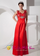 2013 Lambayeque Peru Fall Chic Red Empire V neck Floor length Straps Satin Beading wholesale Prom Dress Style GNTB080816FOR