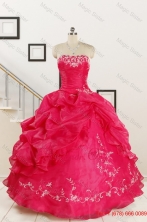2015 Pretty Sweetheart Embroidery Quinceanera Dress in Hot Pink FNAO043FOR