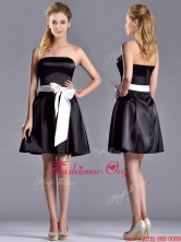 Romantic A Line Strapless White Be-ribboned Short Dama Dress in Black THPD023FOR